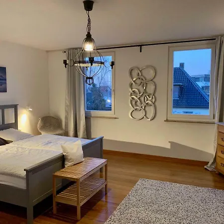 Deluxe Business Landenberger *